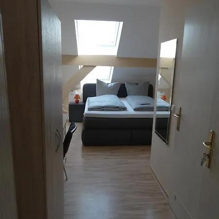 Amy Hotel 2*