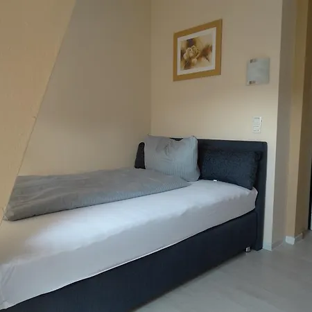 Amy Hotel 2*