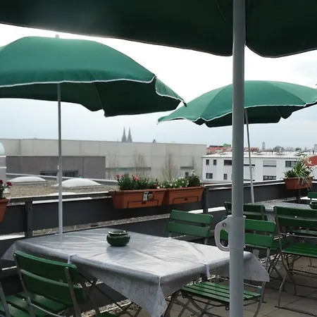 Amy Hotel 2*