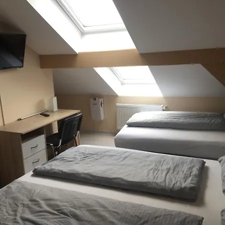 Hotel Amy 2*