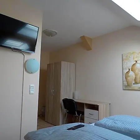 Amy Otel Regensburg