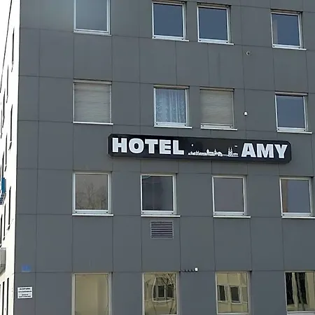 Amy 2* Regensburg